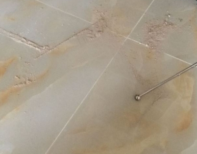 南京市瓷砖空鼓维修公司分享粘合剂选择不当在瓷砖铺贴过程中可能导致以下问题